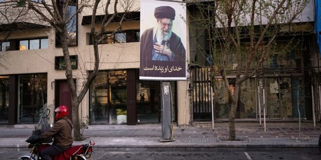 الحرب في الشرق الأوسط: غارات على إيران ولبنان وصواريخ نحو إسرائيل وقواعد أميركية