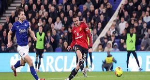 الدوري الإنجليزي: إيفرتون يفرض التعادل على مانشستر يونايتد في الوقت القاتل.. فيديو